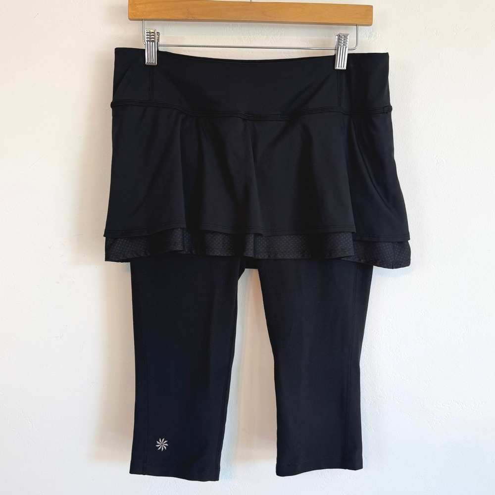 Athleta 2 in 1 Skirted Capri Leggings Black Active Skort Y2K Athleisure Sporty M